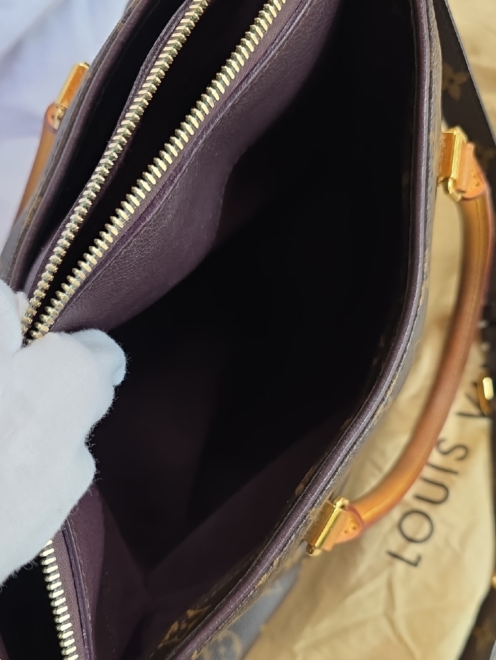Louis Vuitton Pallas MM Satchel - Picture 10 of 16